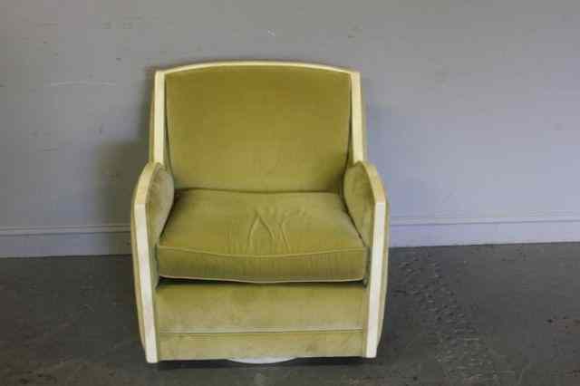 Appraisal: Midcentury Swivel Chair with White Lacquered Frame Great looking chair