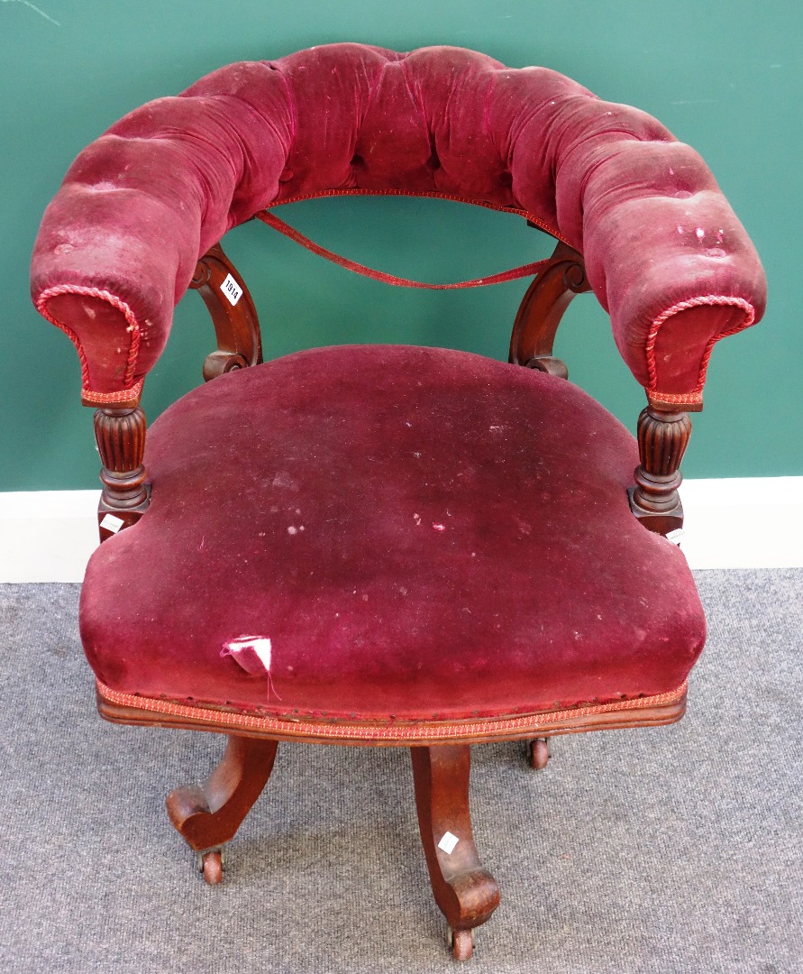 Appraisal: A Victorian mahogany framed tub back office swivel chair cm