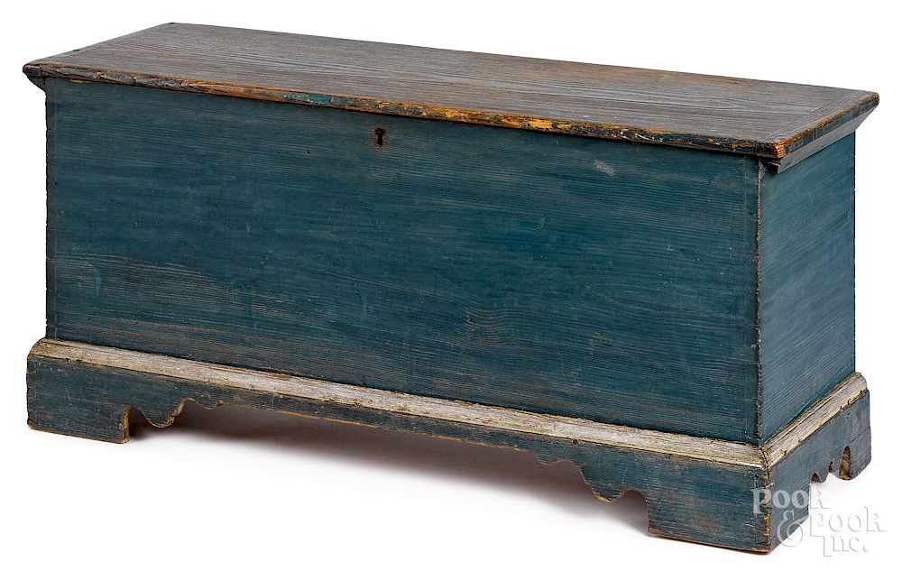 Appraisal: Delaware painted hard pine blanket chest Exclusive on Bidsquare Delaware