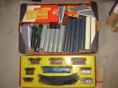 Appraisal: Various playworn Hornby rolling stock and accessories including Freight Master