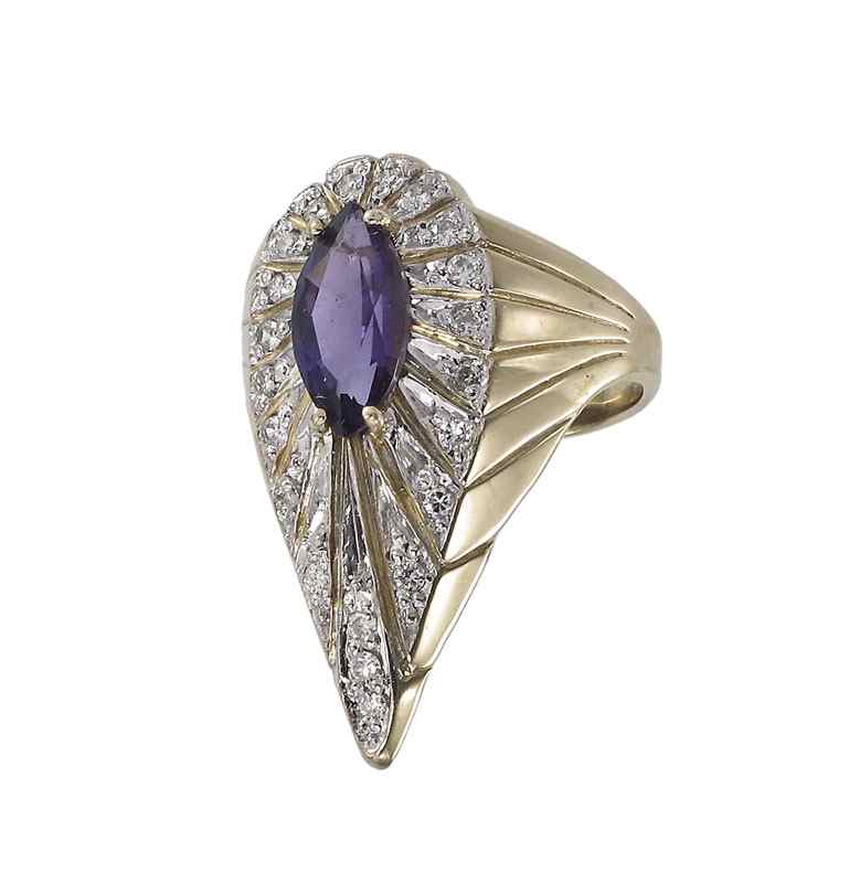 Appraisal: K GOLD AND DIAMOND AMETHYST RING K yellow gold ring