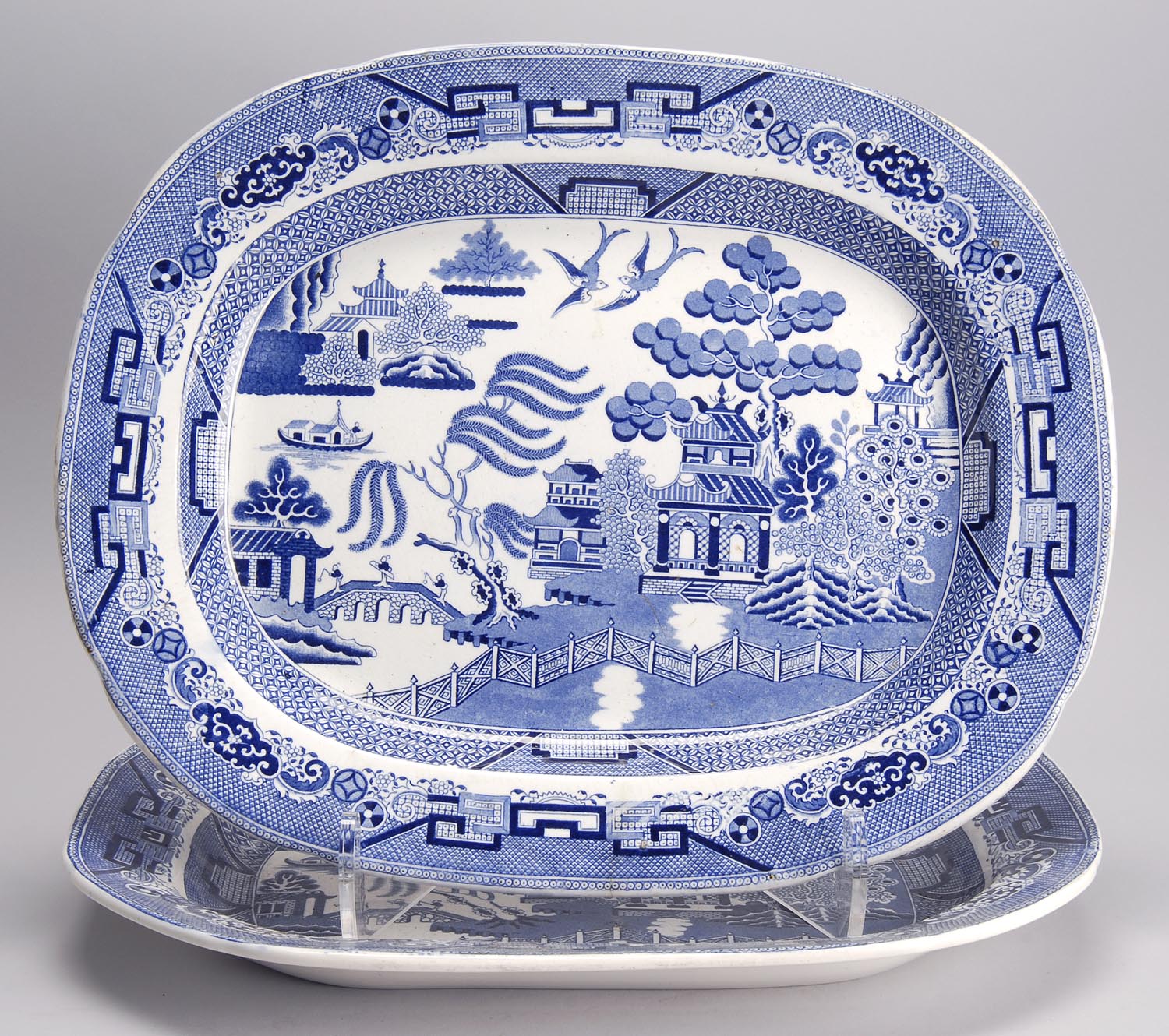 Appraisal: TWO TH CENTURY ENGLISH BLUE AND WHITE WILLOWWARE PLATTERS Lengths