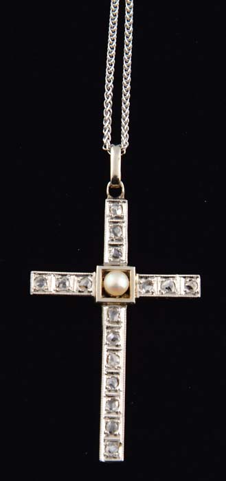 Appraisal: DIAMOND PEARL AND GOLD CROSS PENDANT NECKLACE The pendant has