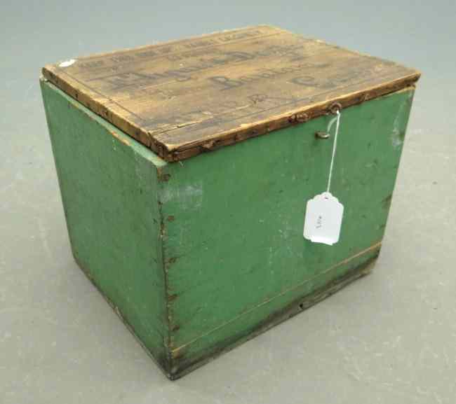 Appraisal: th c shipping box top painted with ''Flynn Doyle Bantam