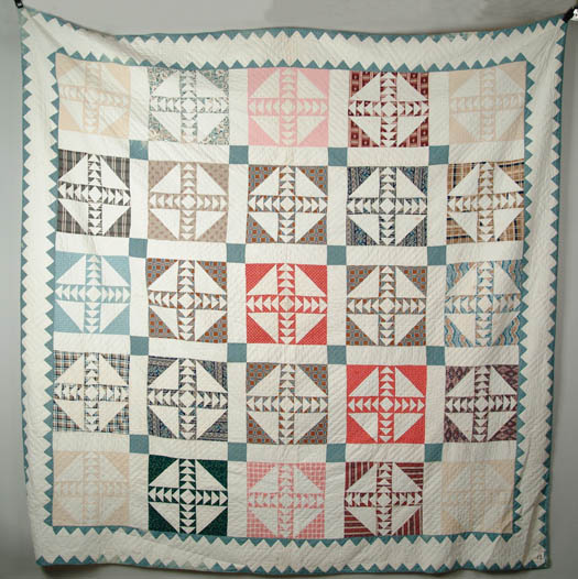 Appraisal: LARGE PIECED QUILT WILD GOOSE CHASE Double saw tooth border