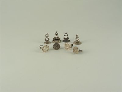 Appraisal: Eight various th th century fob seals assorted