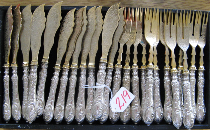 Appraisal: A TWENTY FOUR PIECE FRUIT AND CHEESE SET service for