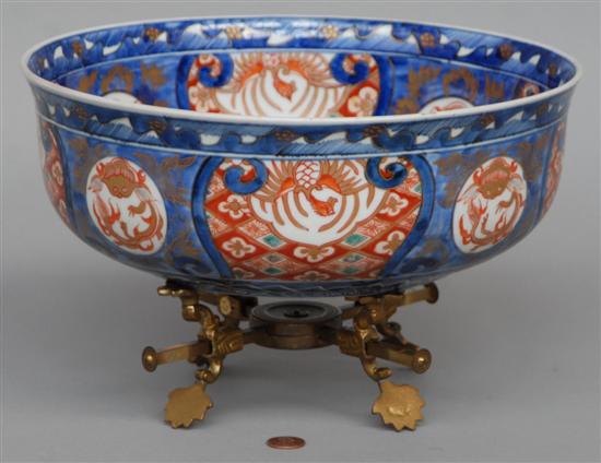 Appraisal: ANTIQUE IMARI BOWL th C on a trivit D