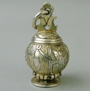 Appraisal: A silver gilt globular pomander th century of sexagonal apple