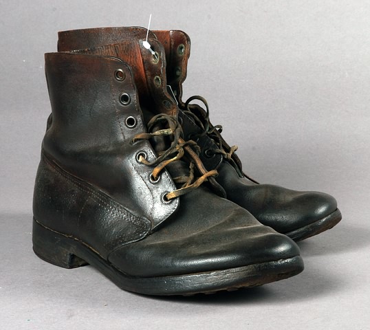 Appraisal: pair of WWI Field Shoes M size with contract marks