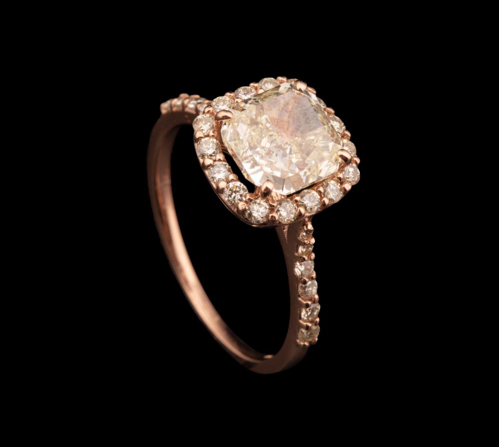 Appraisal: kt Rose Gold and Diamond Ring center prong set cushion