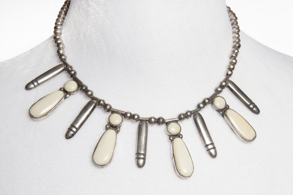 Appraisal: A Navajo White Stone and Silver Choker Necklace ca -