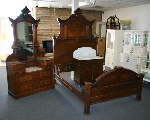 Appraisal: Three piece Victorian bedroom set Eastlake-style high back bed with