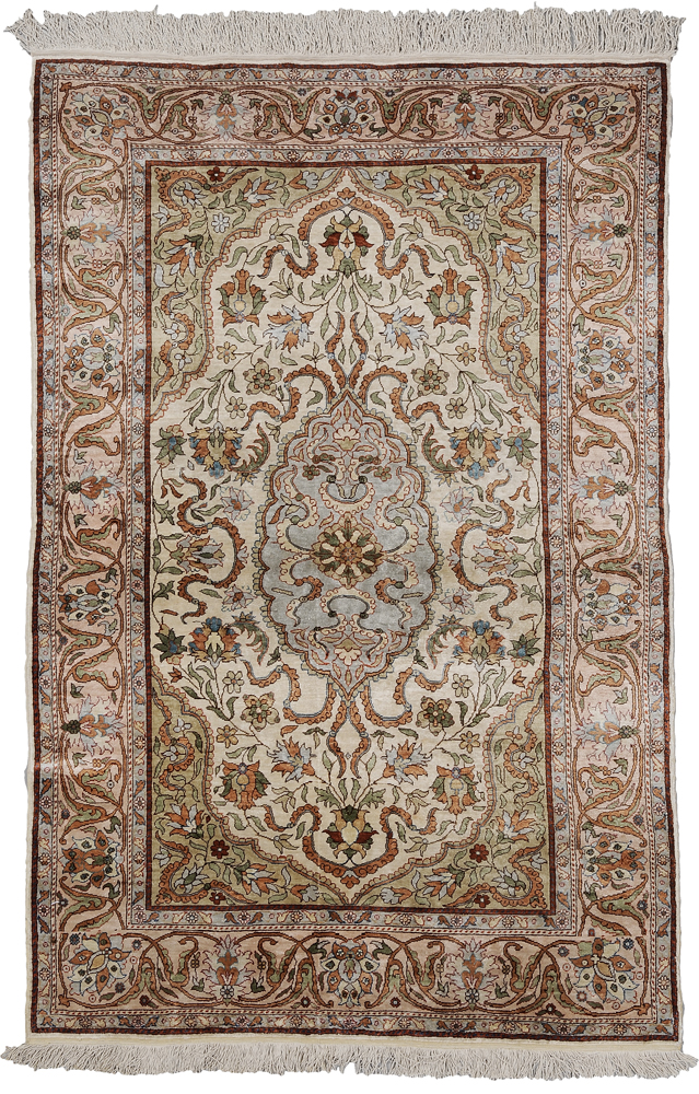 Appraisal: Silk Rug Persian th century Isfahan design central medallion with