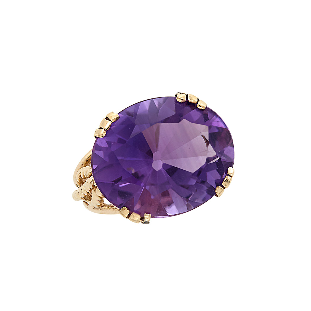 Appraisal: Gold and Amethyst Ring kt one oval amethyst ap cts