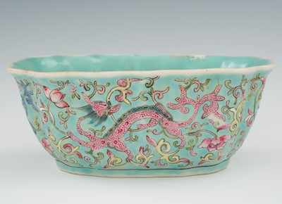 Appraisal: A Chinese Export Fluted Bowl Daoguang Style Famille rose color