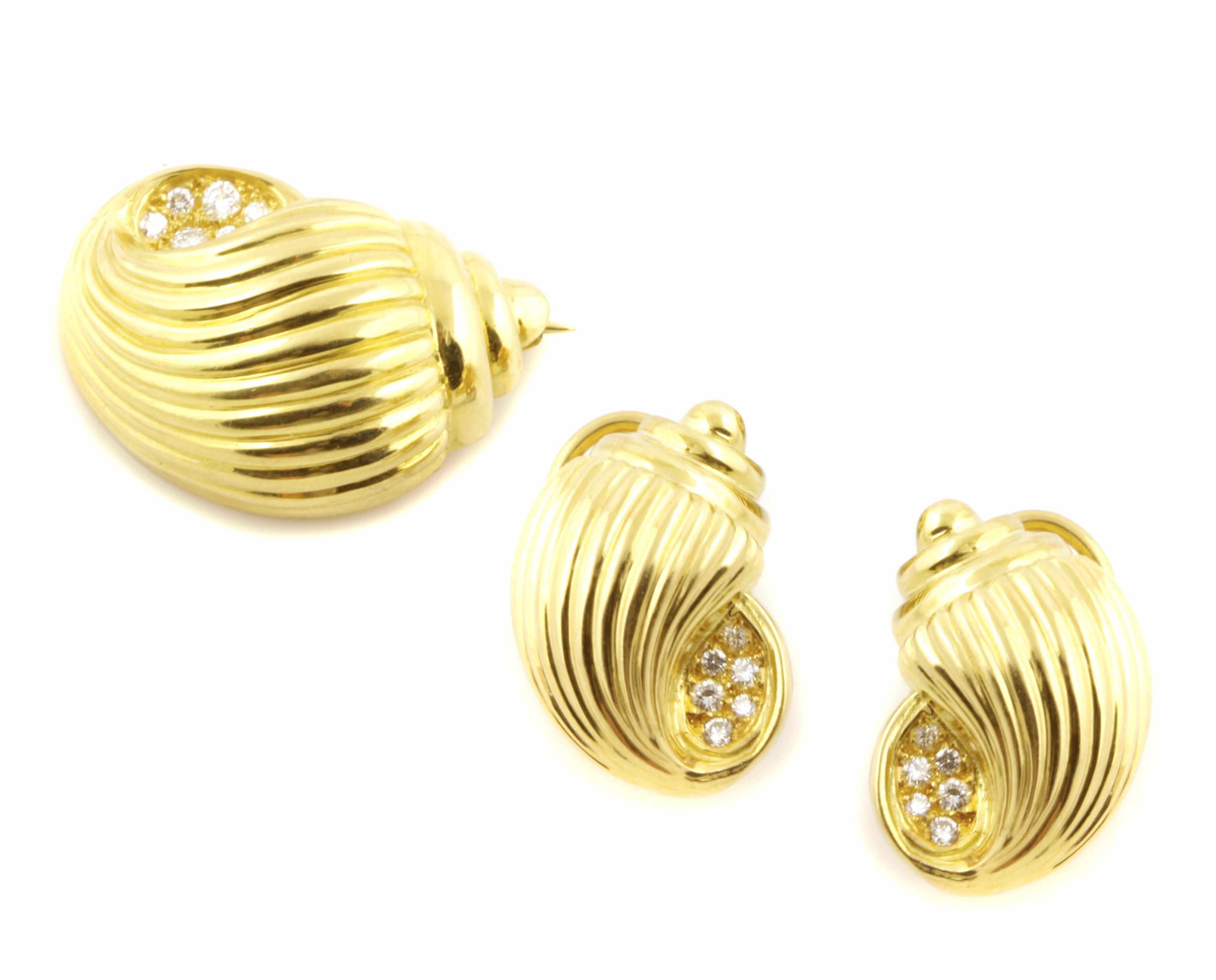 Appraisal: A pair of diamond and k gold sea shell earrings