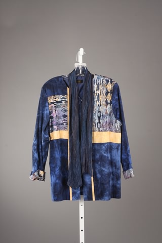 Appraisal: Joane navy tie-dyed look cotton swing jacket with cream blue