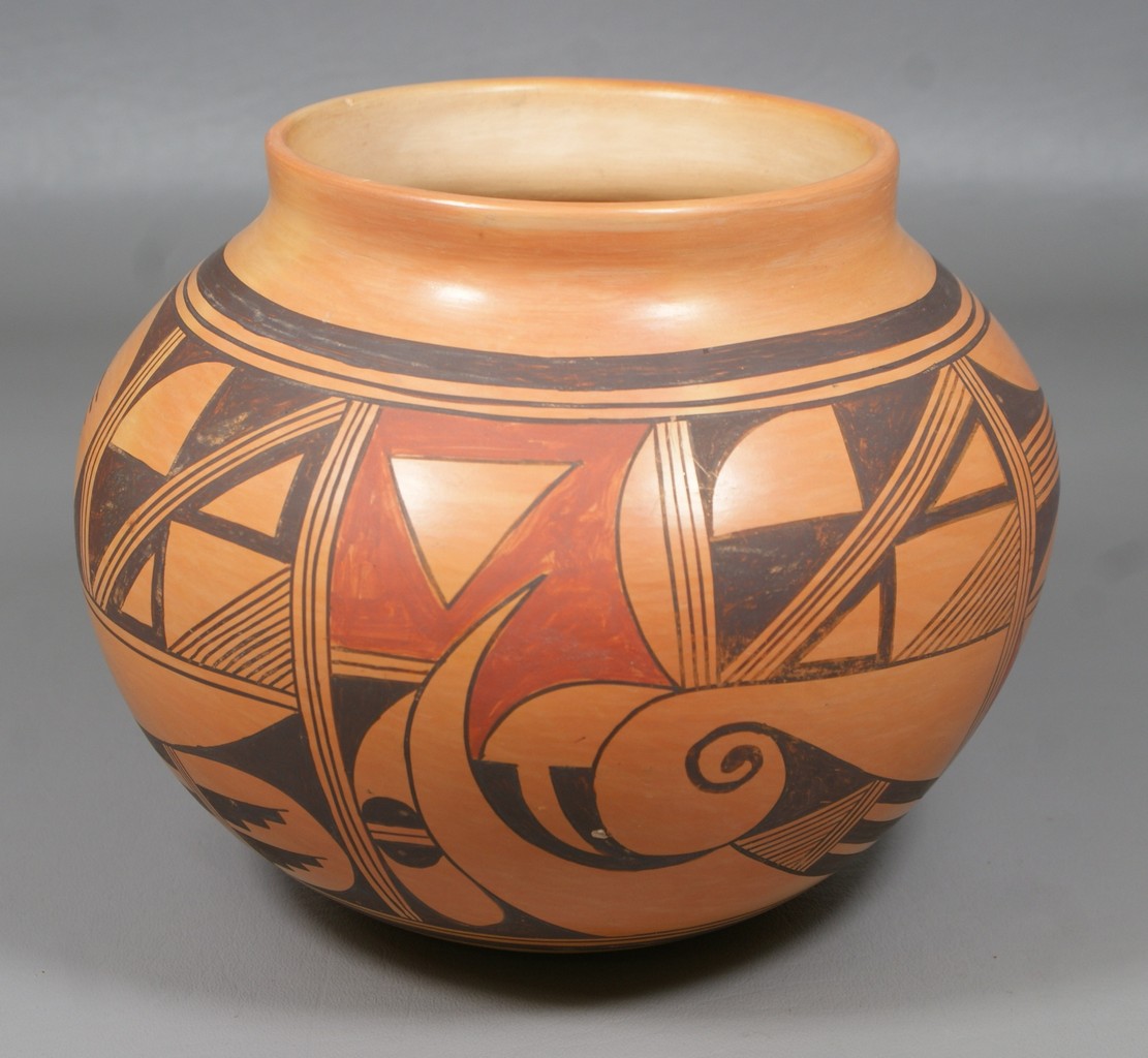 Appraisal: Hopi Tewa Village Native American pot by Patty Maha -