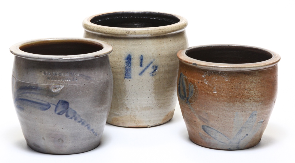 Appraisal: THREE AMERICAN STONEWARE CROCKS Second half th century A one-gallon