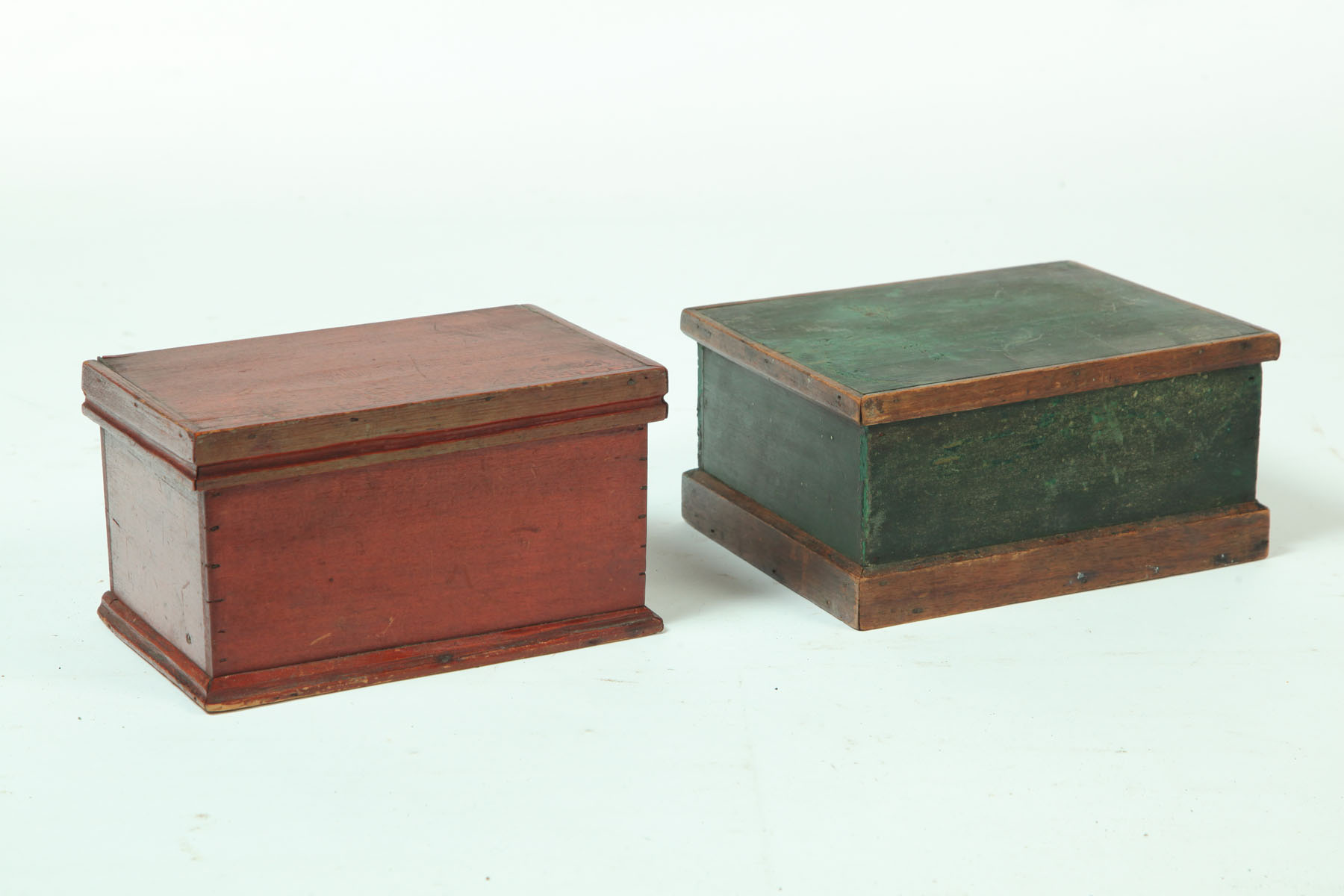 Appraisal: TWO BOXES American nd half- th century pine Old crusty