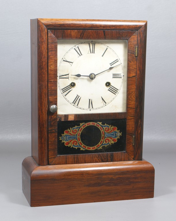 Appraisal: Seth Thomas rosewood veneer hr cottage clock time and strike