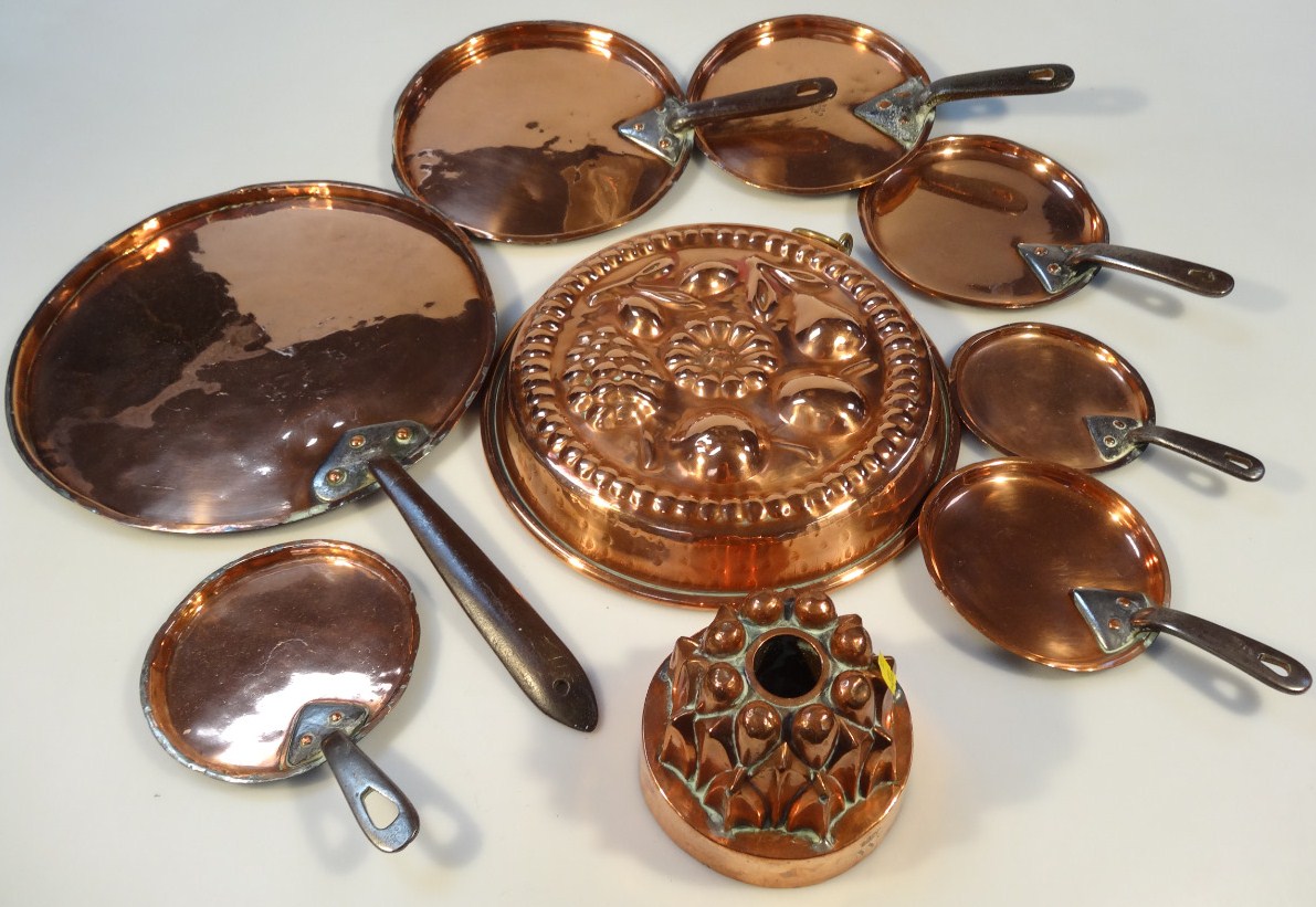 Appraisal: A thC copper jelly mould the shaped castellated outline initialed