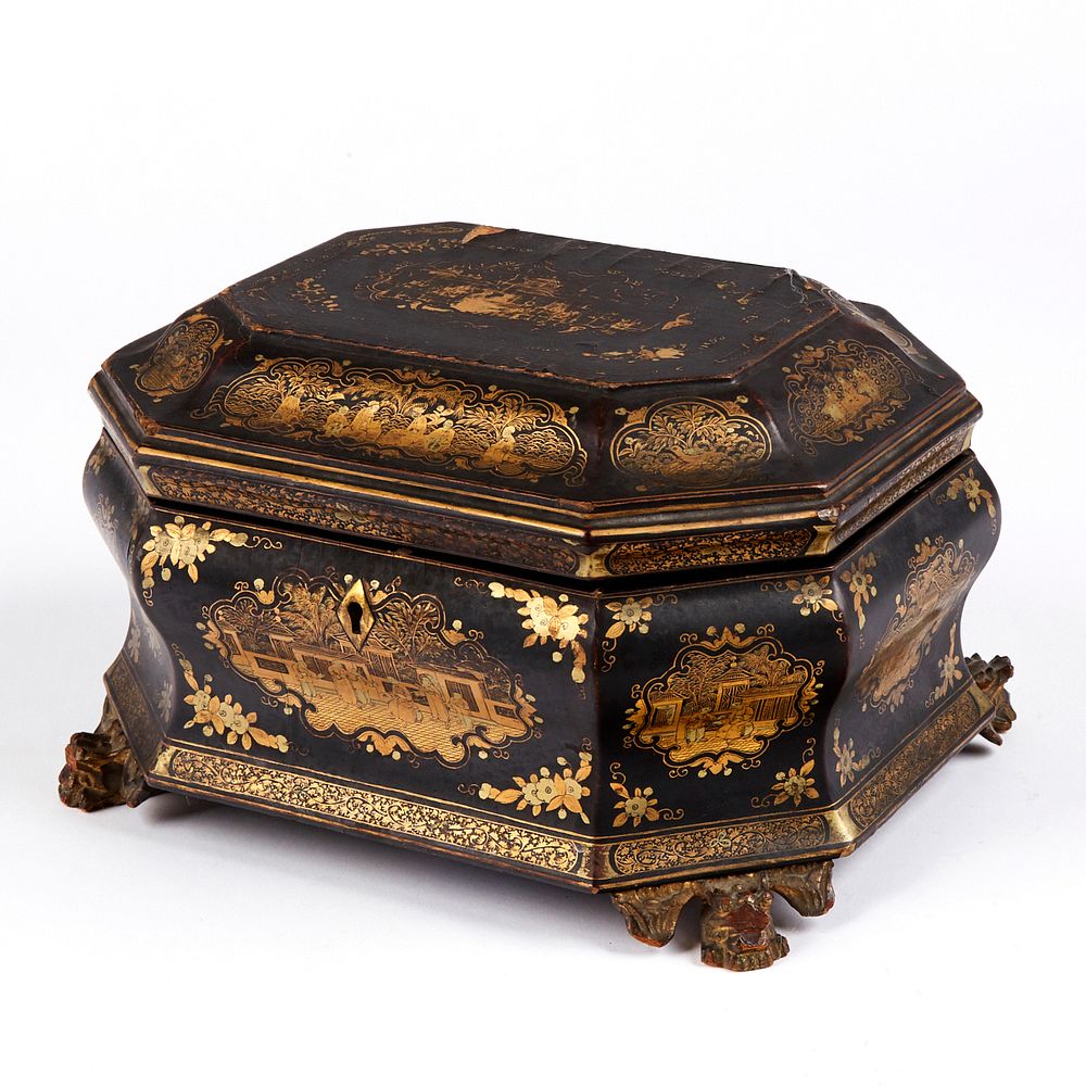 Appraisal: th c Chinese Export Gilt Lacquer Tea Caddy A lovely