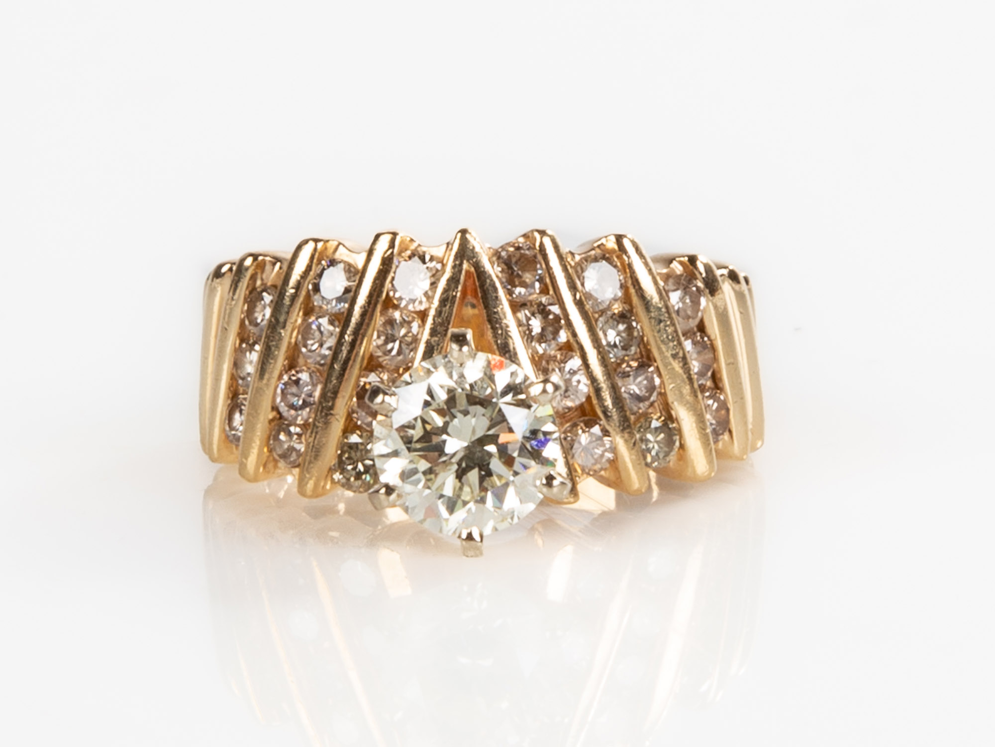 Appraisal: CT BRILLIANT CUT DIAMOND RING K gold total weight cts