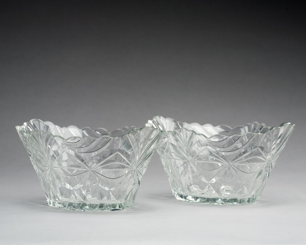 Appraisal: PAIR OF ANGLO-IRISH CUT-GLASS OVAL BOWLS Each base cut in