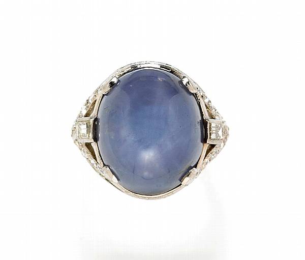 Appraisal: A star sapphire diamond and platinum ring