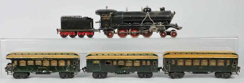 Appraisal: Marklin Gauge Steam-Type Passenger Train Set Description German Handpainted Includes