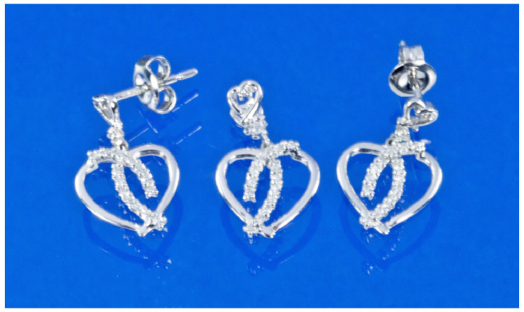 Appraisal: ct White Gold Diamond Earrings And Pendant Set Heart Shaped