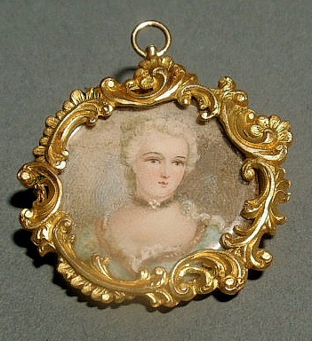 Appraisal: Victorian pin pendant k yellow gold with portrait Approx dia