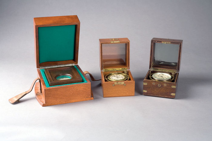 Appraisal: WALTHAM CHRONOMETER IN MAHOGANY BRASS-BOUND LIDDED BOX The gimbaled instrument