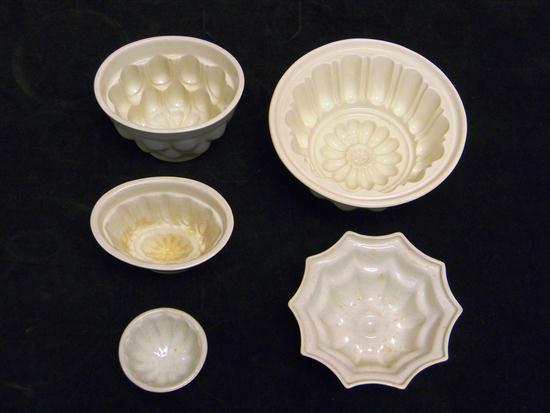 Appraisal: White ironstone china molds five pieces oval shape with flower