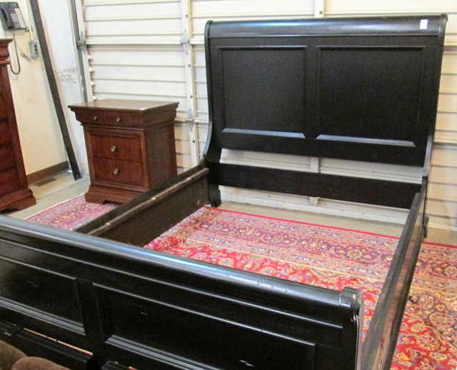 Appraisal: DELCASTLE QUEEN SLEIGH BED WITH RAILS Riverside Furniture Corp model