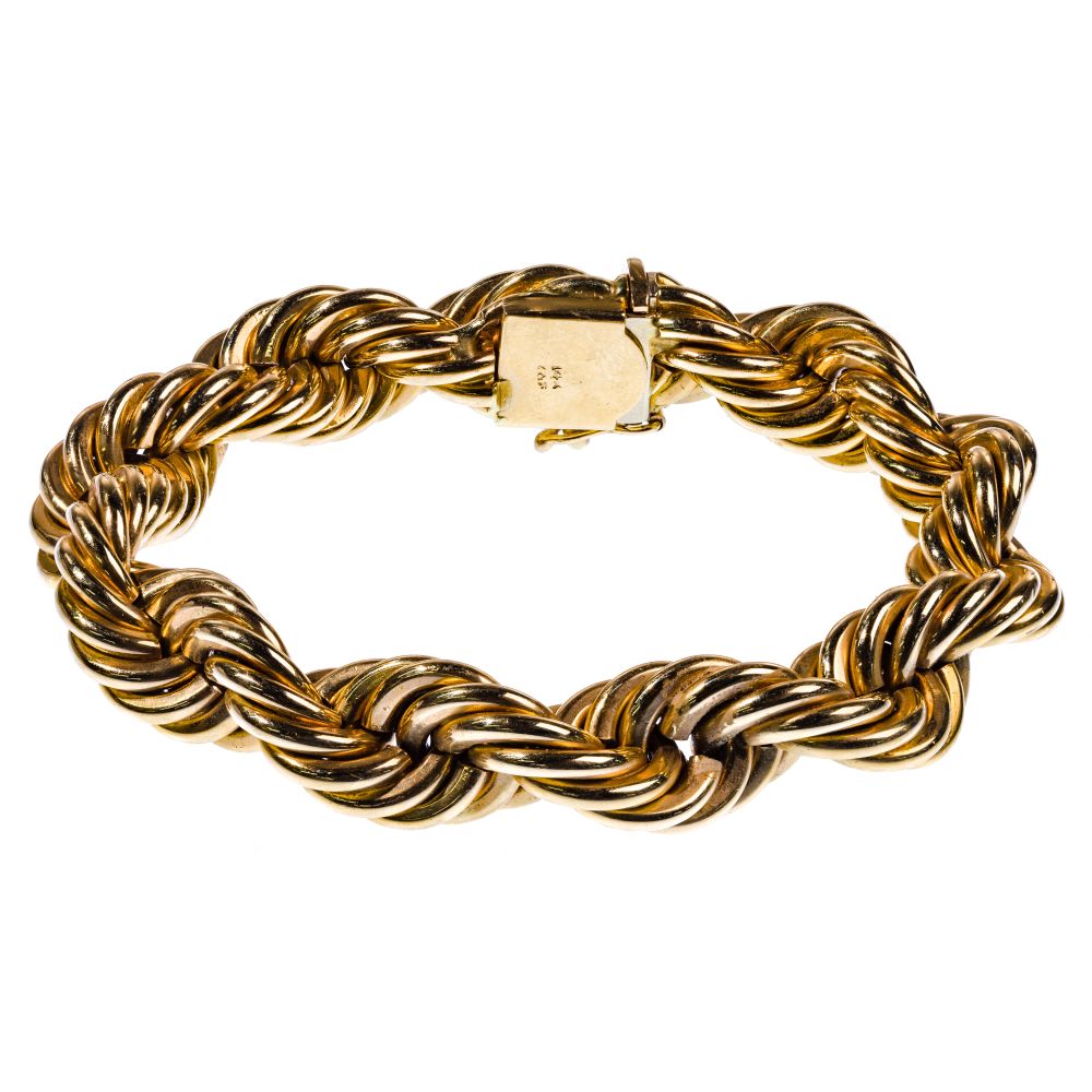 Appraisal: K YELLOW GOLD TWISTED ROPE BRACELETMarked k on back of