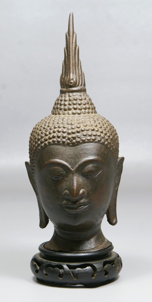 Appraisal: Early Thai bronze Buddha head a fragment from a full