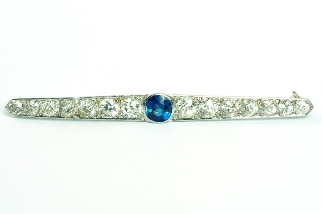 Appraisal: A diamond and Ceylon sapphire set brooch mounted with a