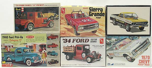 Appraisal: Plastic model kits Lot includes assorted trucks of s and