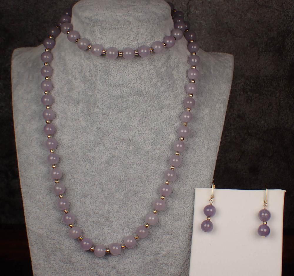 Appraisal: LAVENDER JADE AND YELLOW GOLD NECKLACE AND EARRING SET including