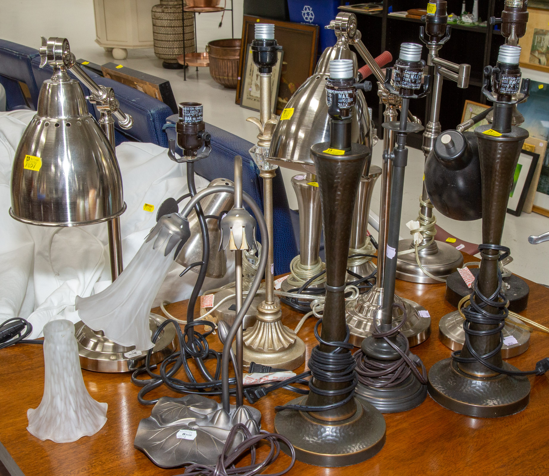 Appraisal: FOURTEEN ASSORTED TABLE LAMPS Including four cask lights three shades