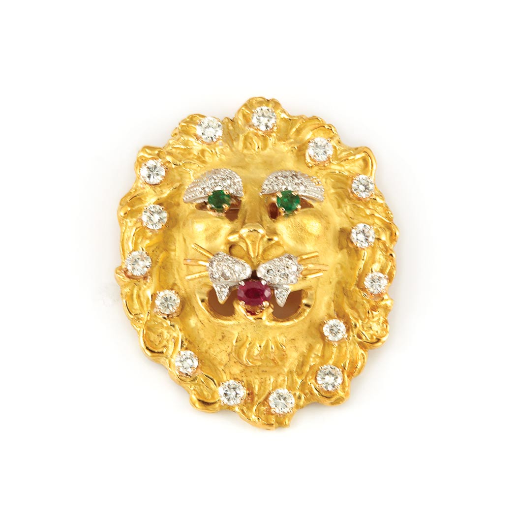 Appraisal: Gold Gem-Set and Diamond Lion Pendant-Brooch kt emeralds ap ct