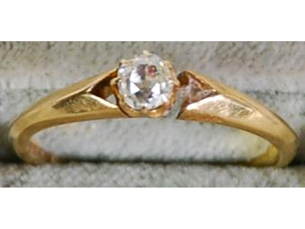 Appraisal: ct GOLD RING set with an old cut solitaire diamond