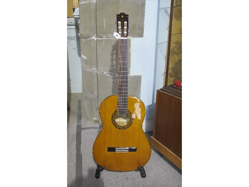 Appraisal: A Yamaha G- six string acoustic guitar hard case available