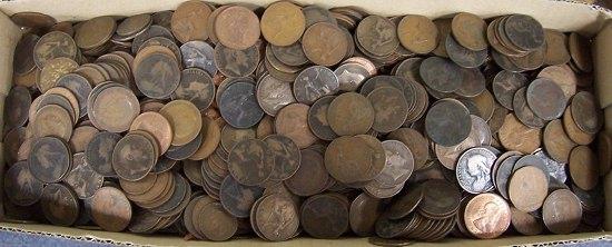 Appraisal: A large quantity of th Century and later pennies and