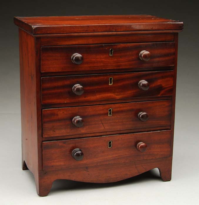 Appraisal: FEDERAL MAHOGANY MINIATURE FOUR DRAWER CHEST Possibly a salesman sample