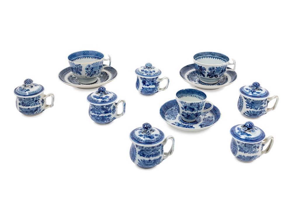 Appraisal: A Collection of Chinese Export Blue Fitzhugh Porcelain Articles A