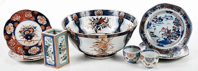 Appraisal: Eight Tableware Objects Chinese Export Imari Chinese Japanese comprising two